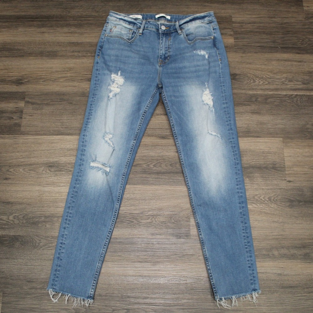 Vigoss Thompson Tomboy Jeans Size 30 Distressed Frayed Hem Light Wash Denim‎ - Picture 2 of 11